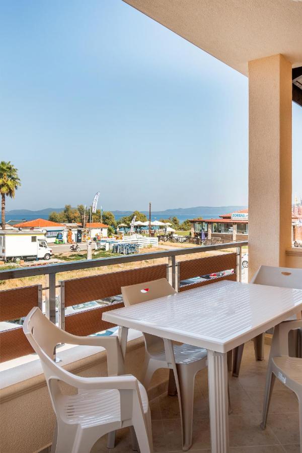 Okean Studios Ierissos Bagian luar foto