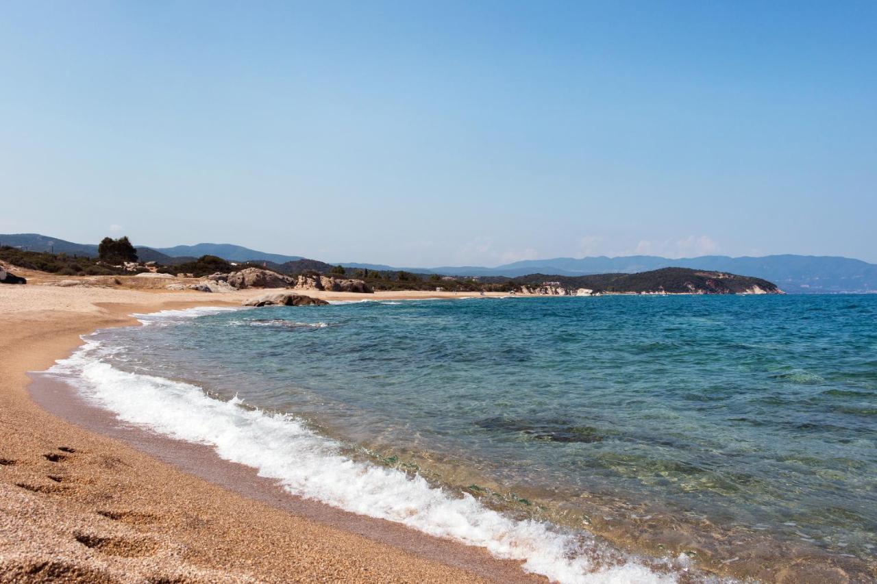 Okean Studios Ierissos Bagian luar foto